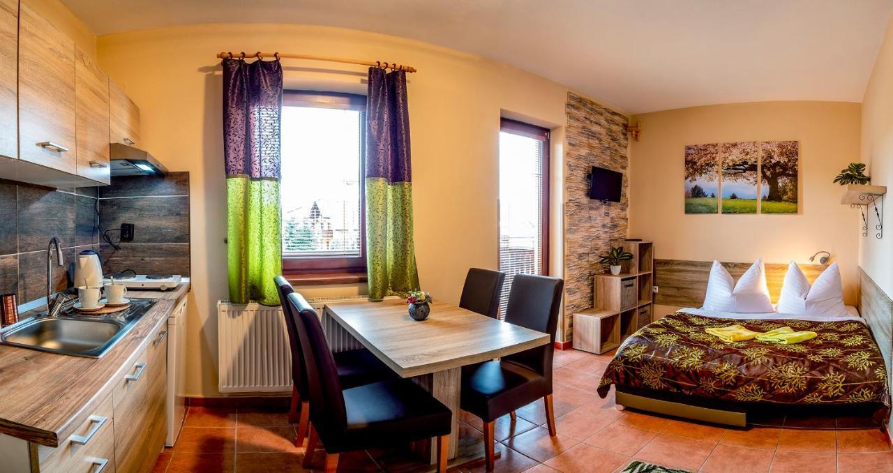 Penzion Veverica Liptovský Mikuláš Exteriér fotografie